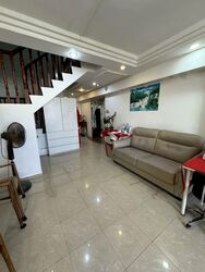 Blk 577 Hougang Avenue 4 (Hougang), HDB Executive #580571091